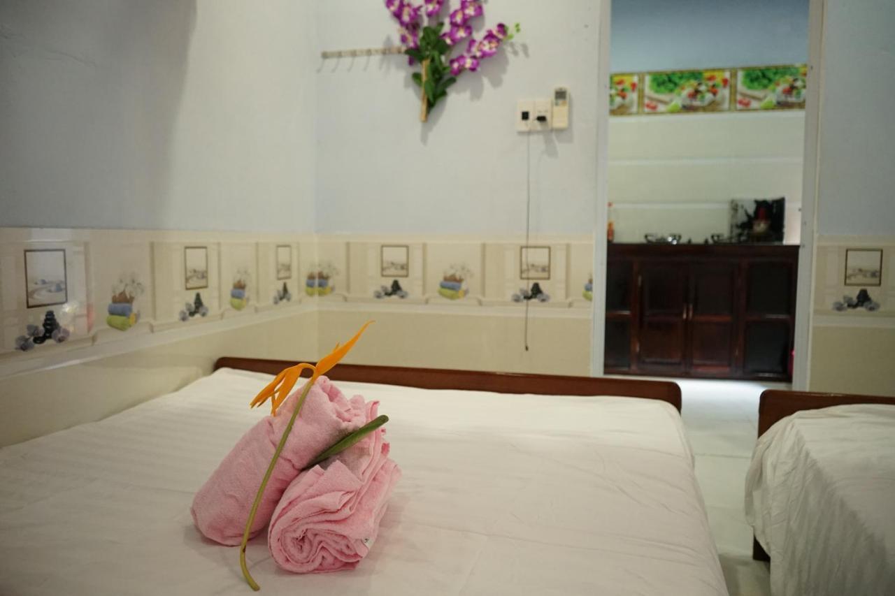 Bai Huong Homestay Хоян Екстер'єр фото