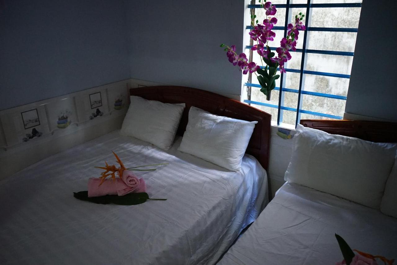 Bai Huong Homestay Хоян Екстер'єр фото